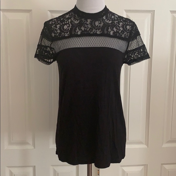 Express Lace Mock Neck Tee - Picture 3 of 6